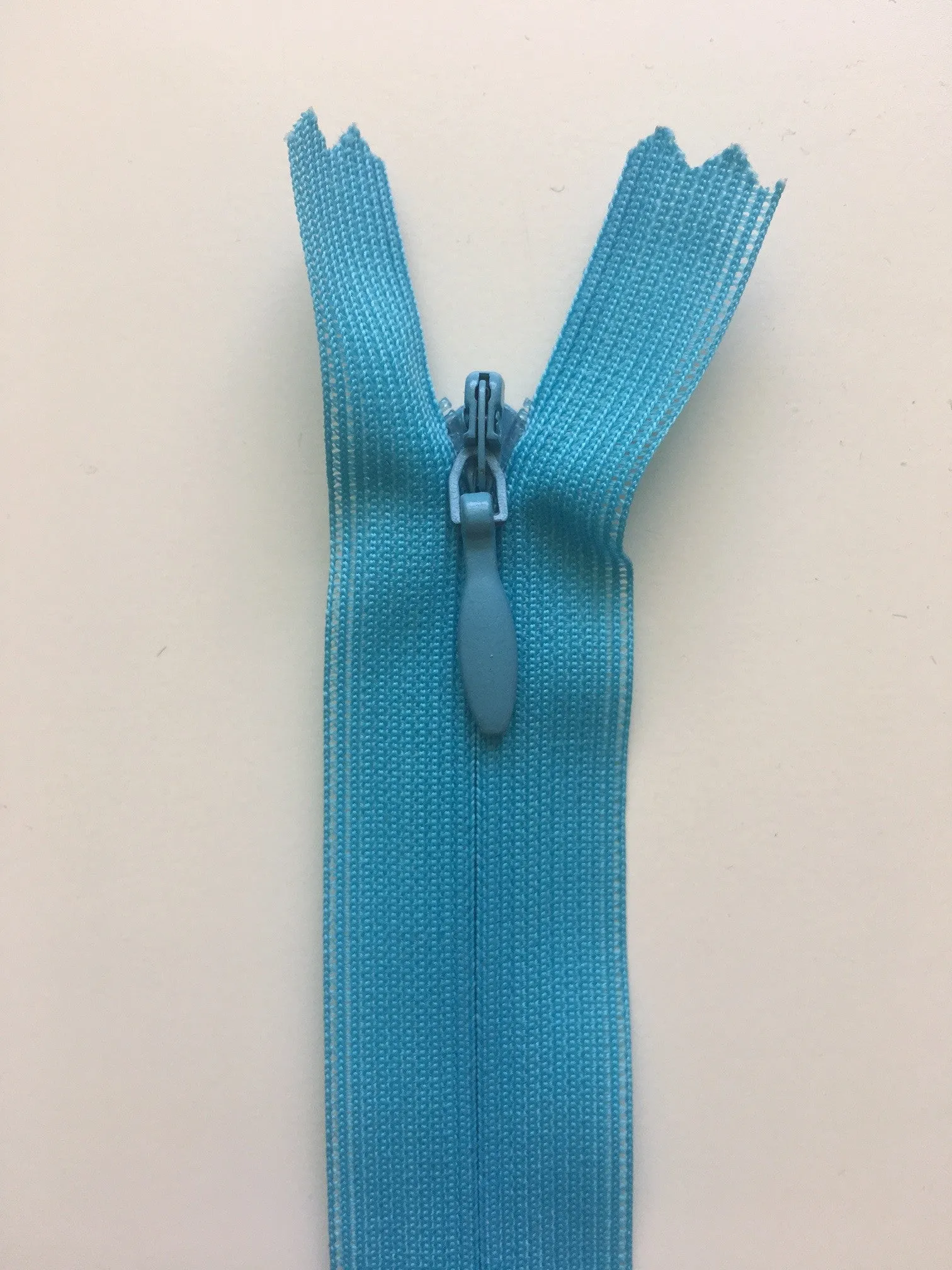 Invisible Zipper 20cm - Aqua Blue