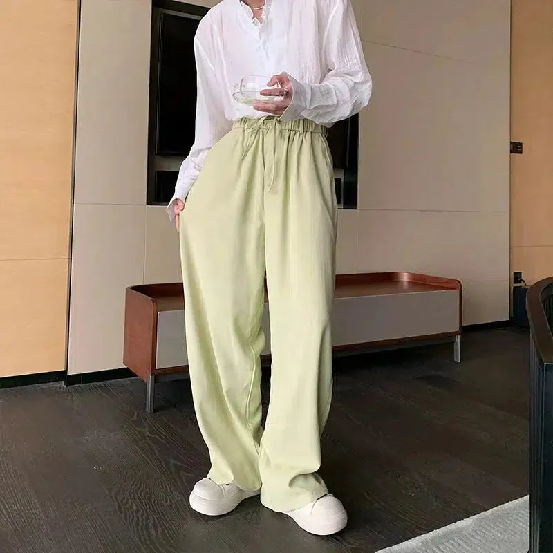 Relaxed Fit Elastic Waist Pleated Pants