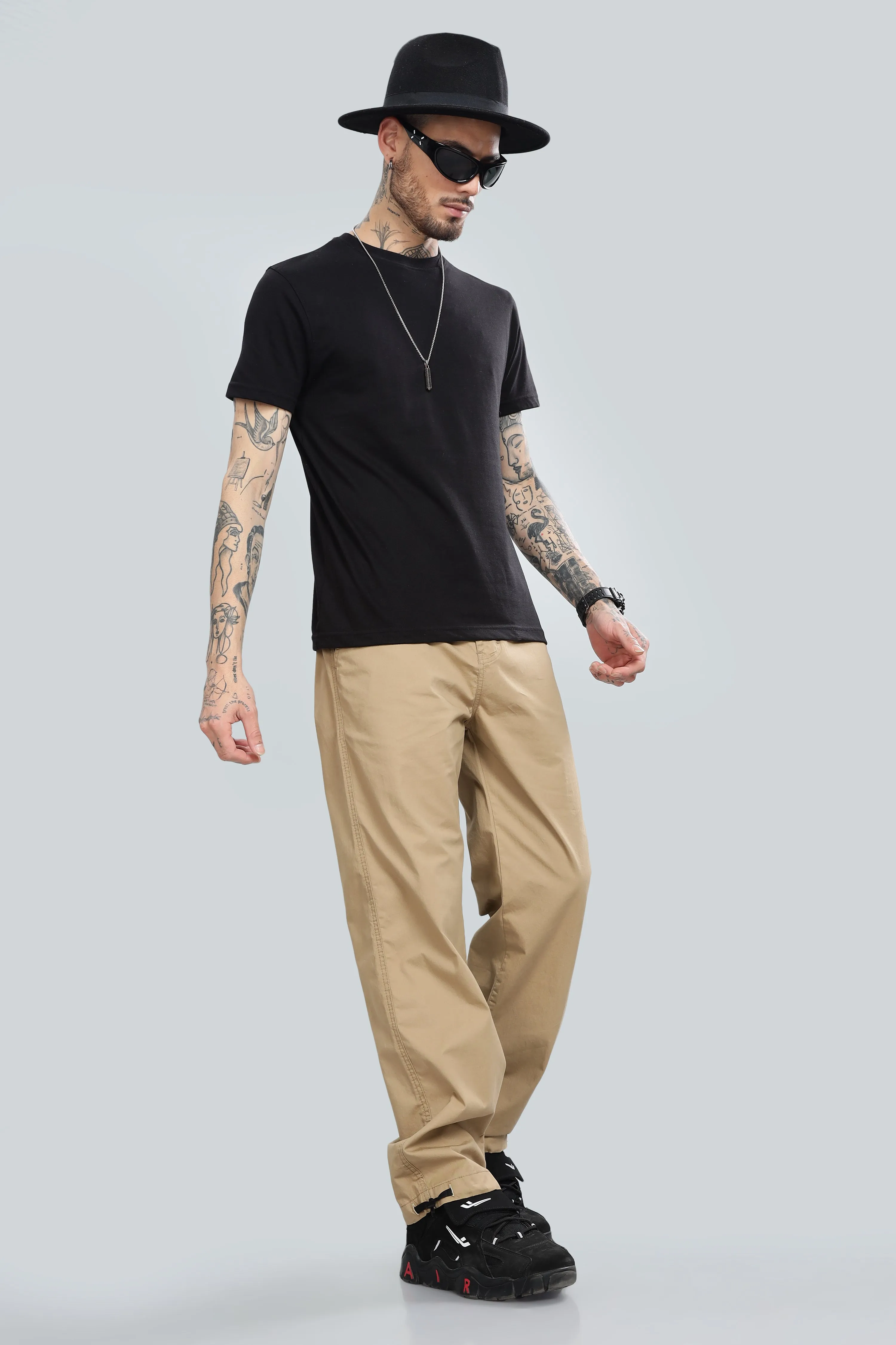 SAINTJONES BEIGE STRAIGHT PANTS.