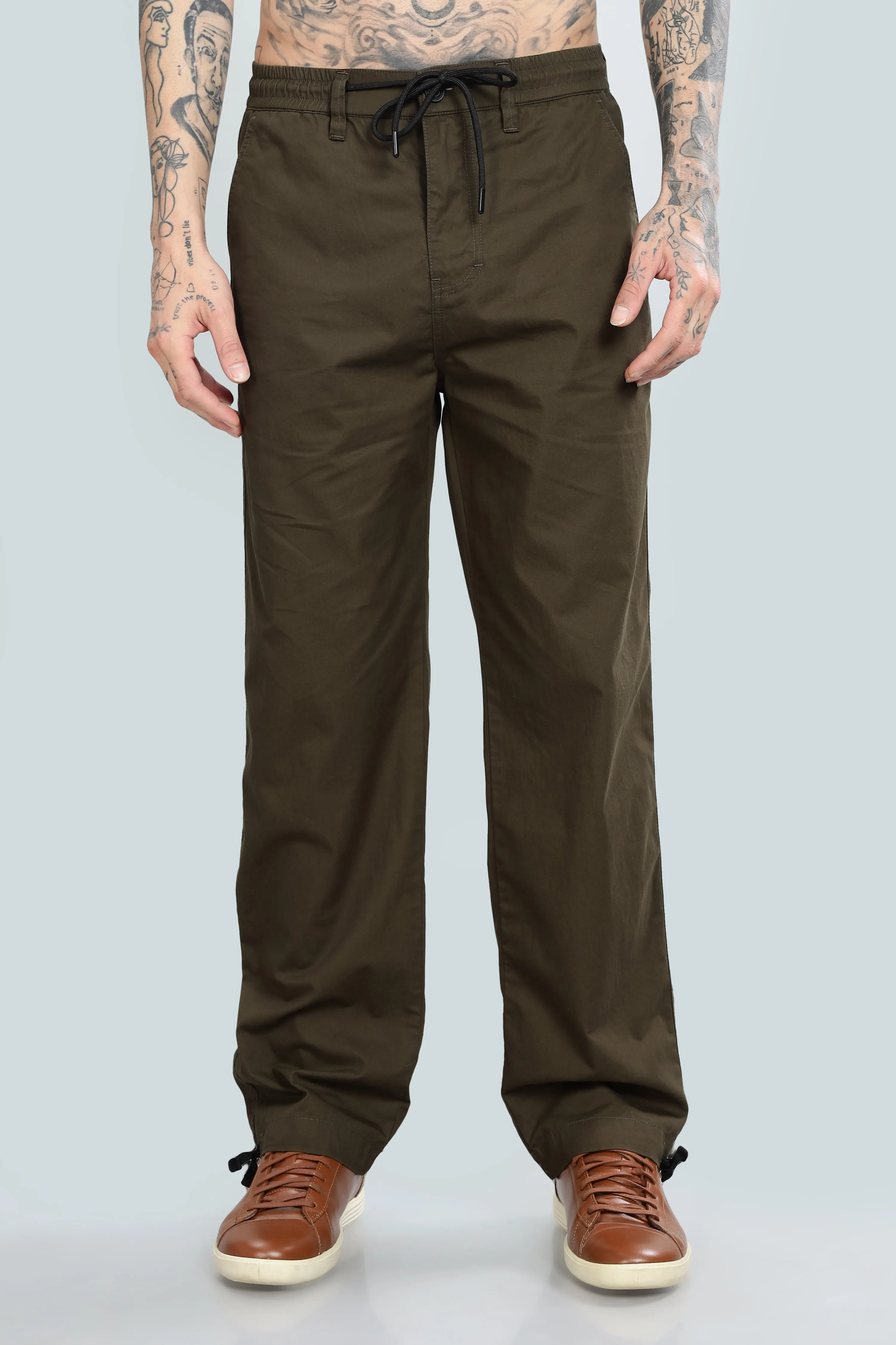 SAINTJONES BROWN STRAIGHT PANTS.