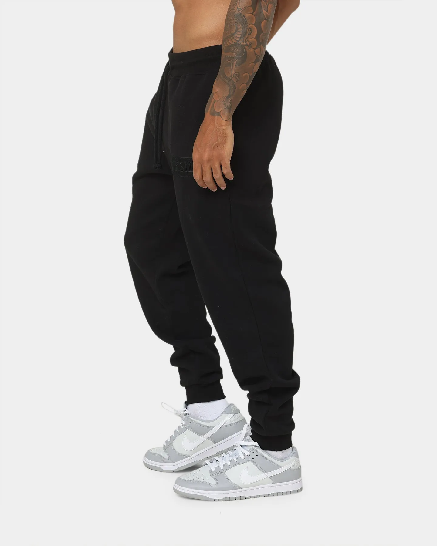 Sik Silk Relaxed Fit Cuffed Joggers Black