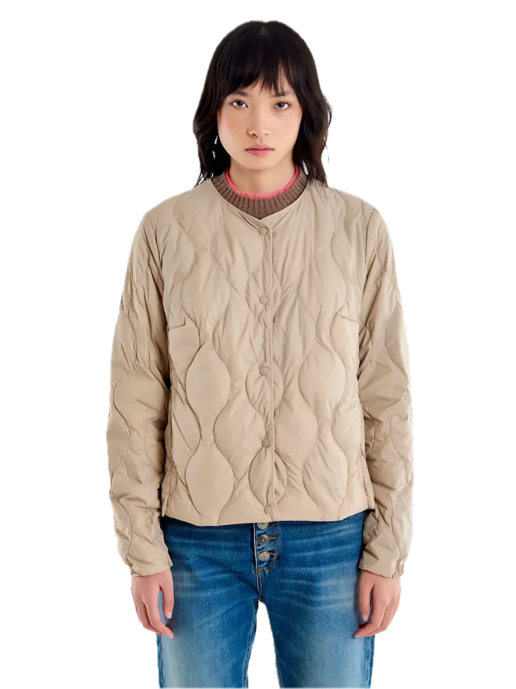 Vicolo beige jackets